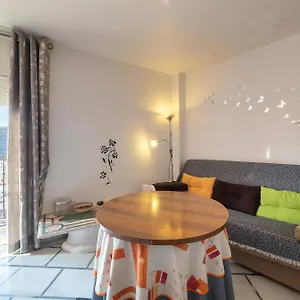 https://mccoy-avenida-3.es-andalucia.com